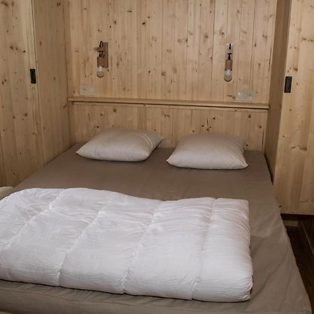 Camping Le Mouliat Hotel Moncrabeau Eksteriør billede
