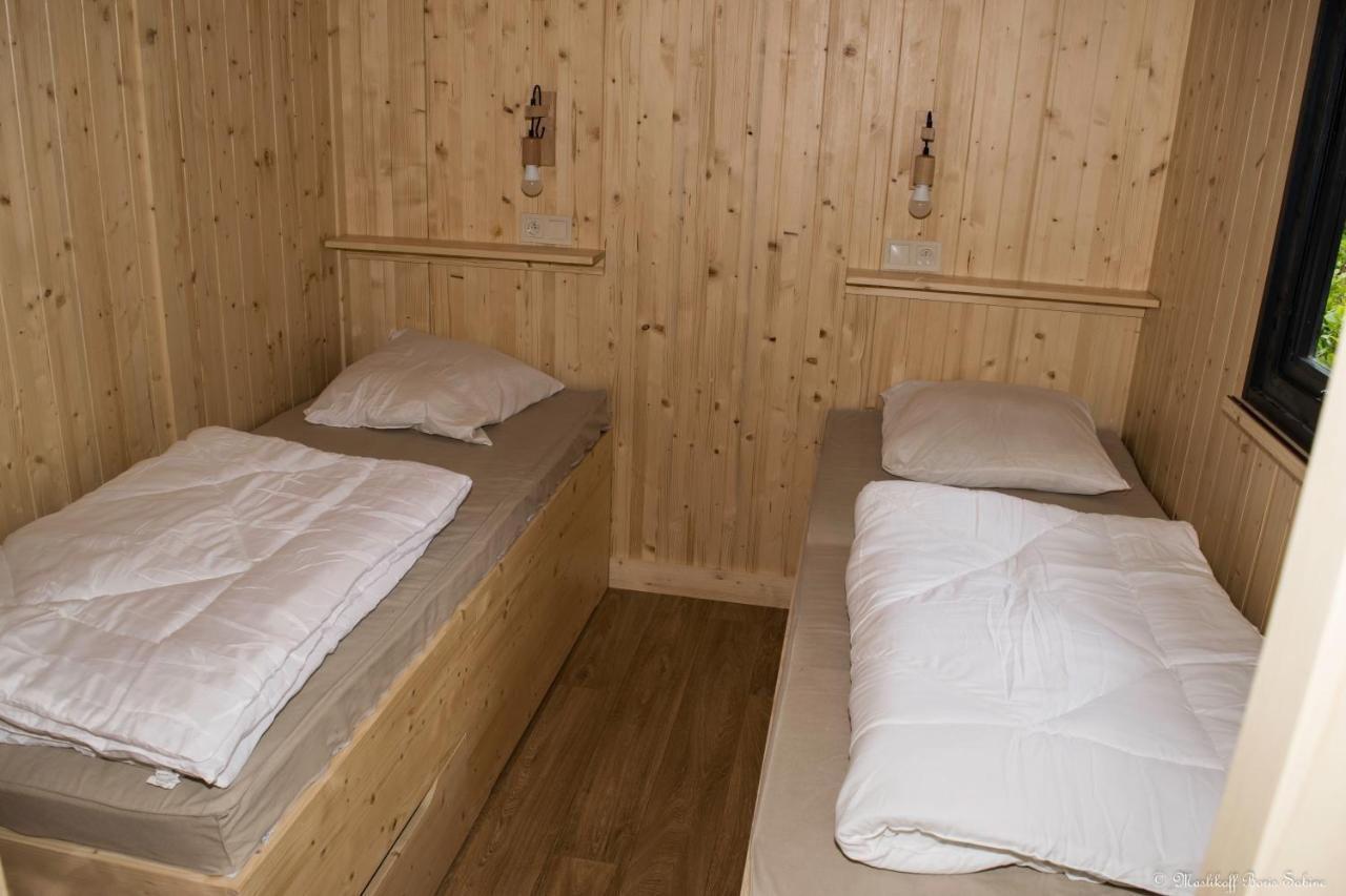 Camping Le Mouliat Hotel Moncrabeau Eksteriør billede