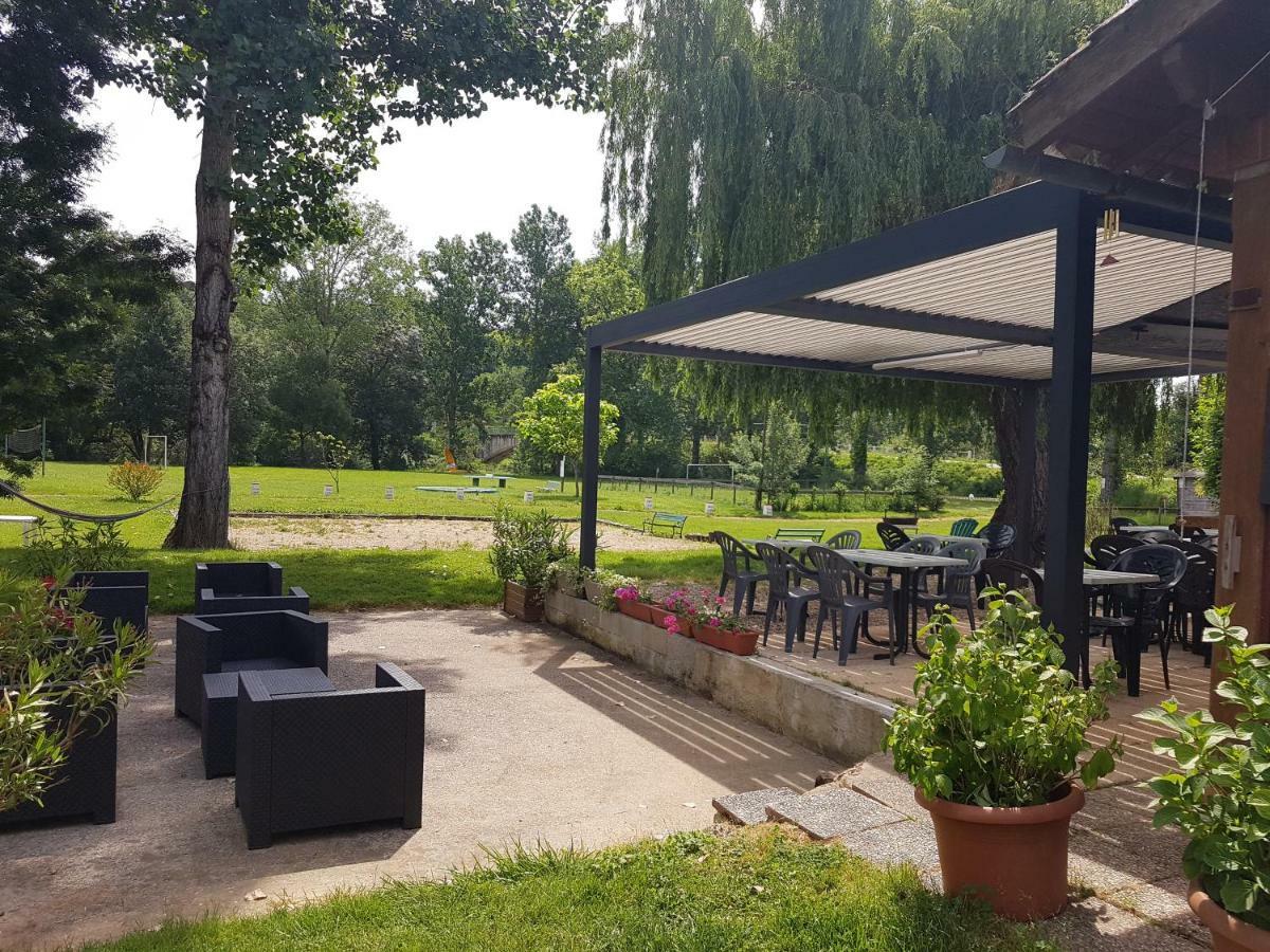 Camping Le Mouliat Hotel Moncrabeau Eksteriør billede